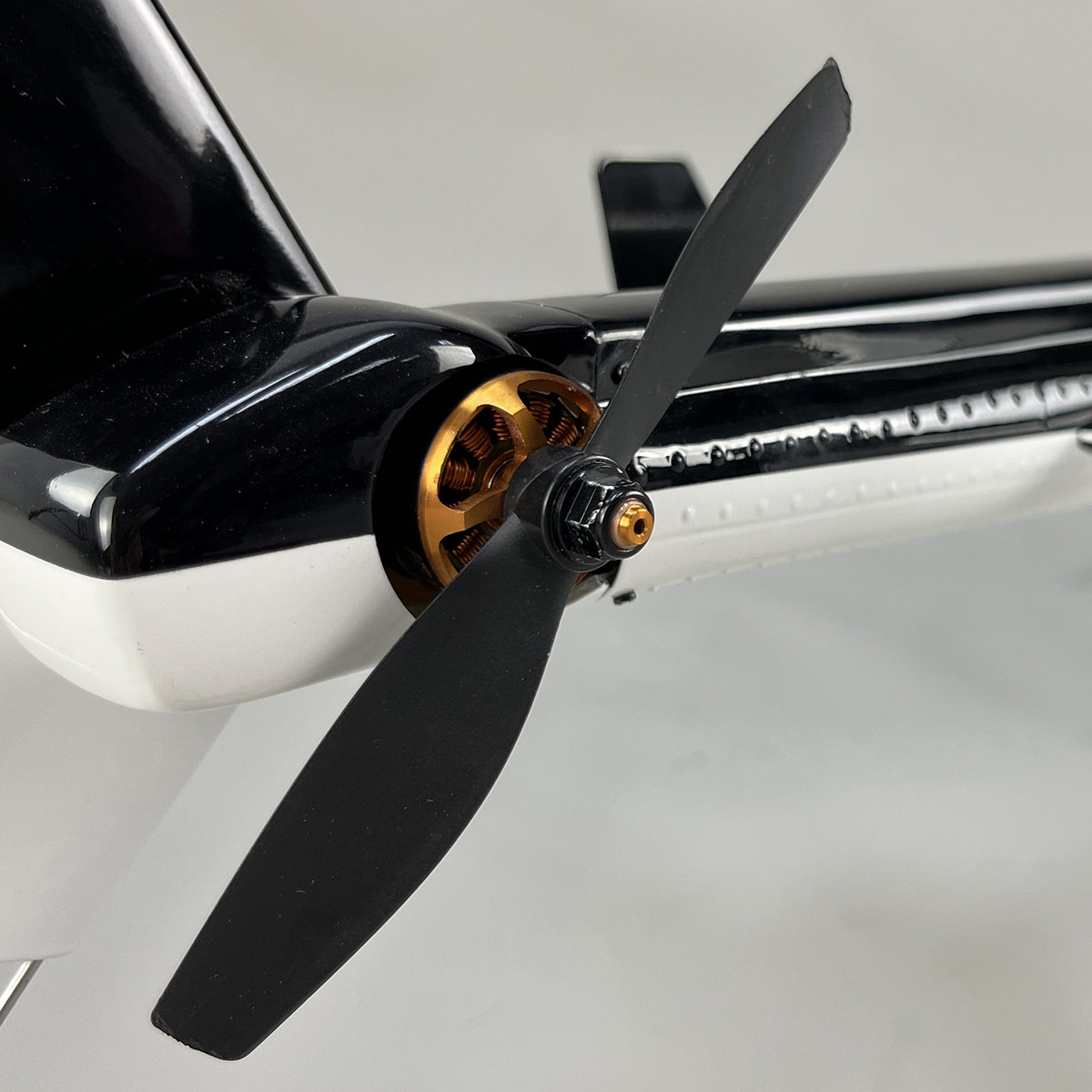 Радиоуправляемый вертолет Airw – обзор и цена Rc Helicopter Nitro